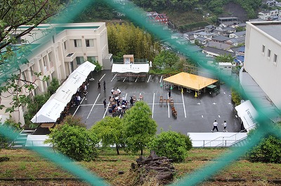 いよいよ明日、「かもめ祭り(バザー)」!!