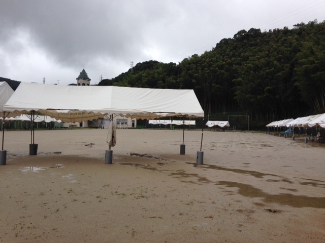 小・中・高合同体育祭、明日開催か？