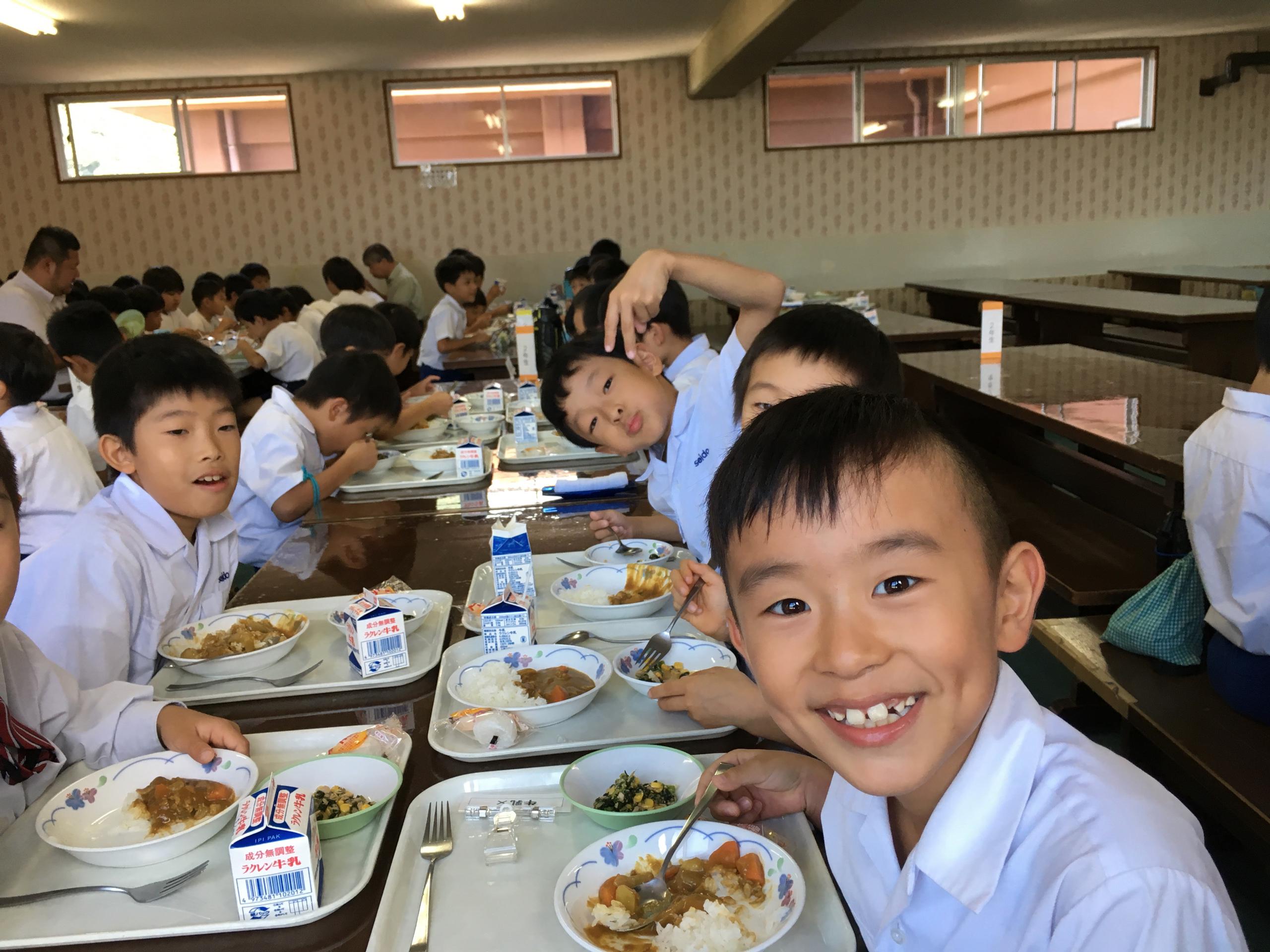 月見団子とカレー