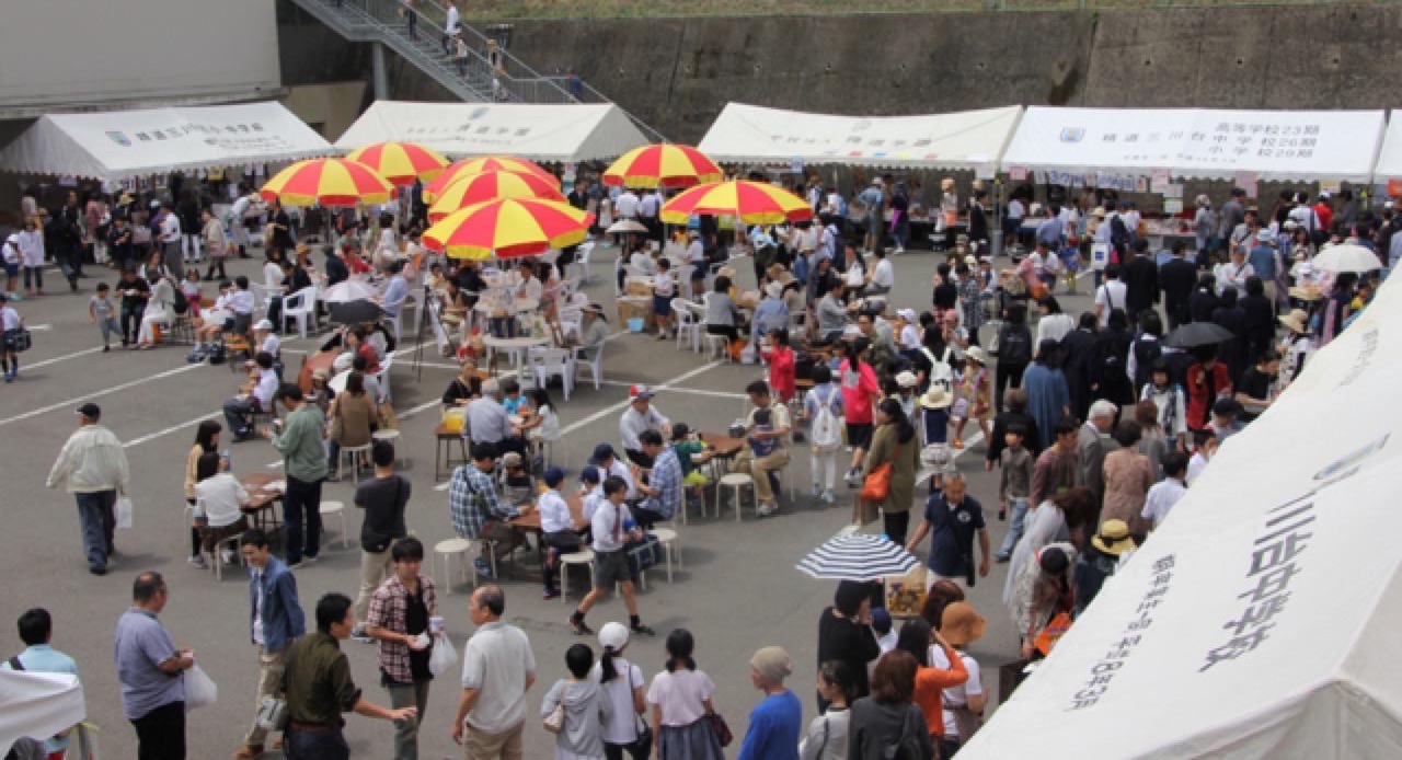 11月12日(日) かもめ祭り