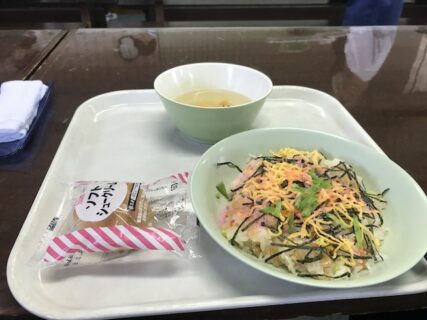 初めての給食