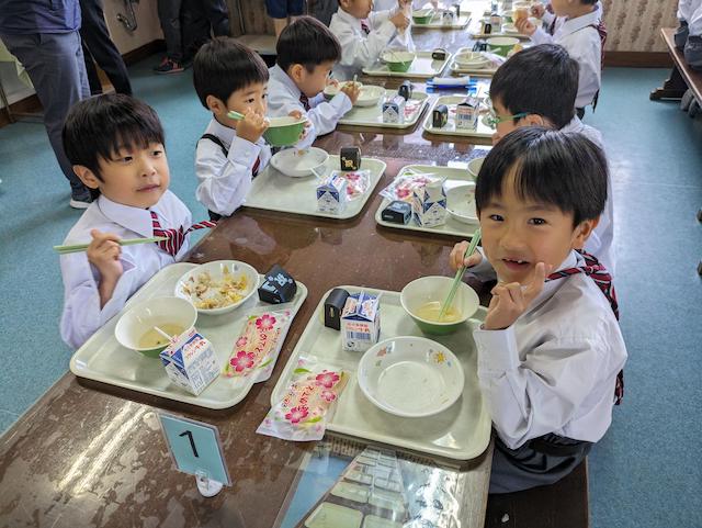 給食、おいしい！