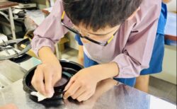  6年生家庭科「クリーン大作戦」～地球にやさしいお掃除を学ぼう～